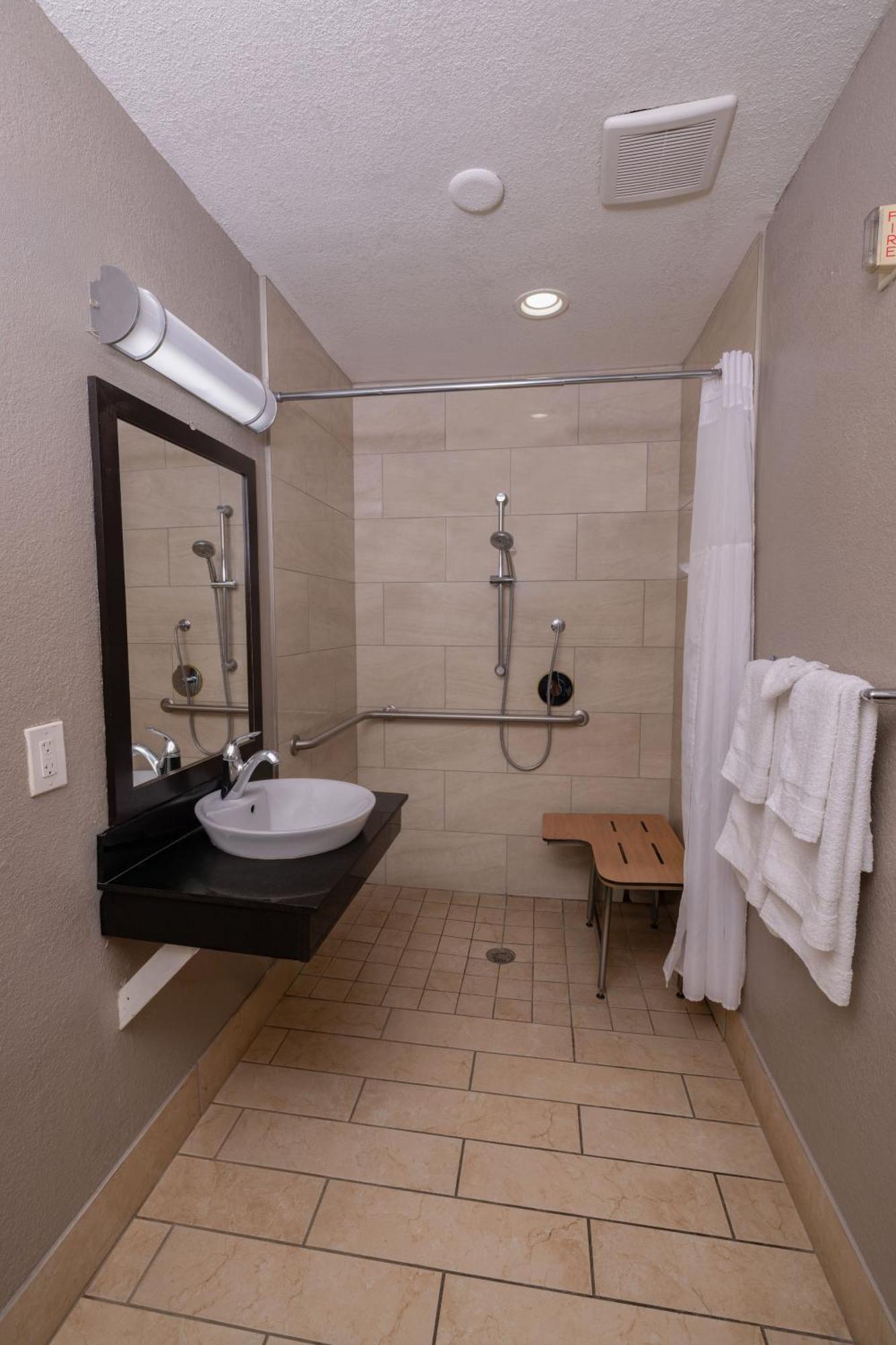 Motel 6 Ontario Airport מראה חיצוני תמונה