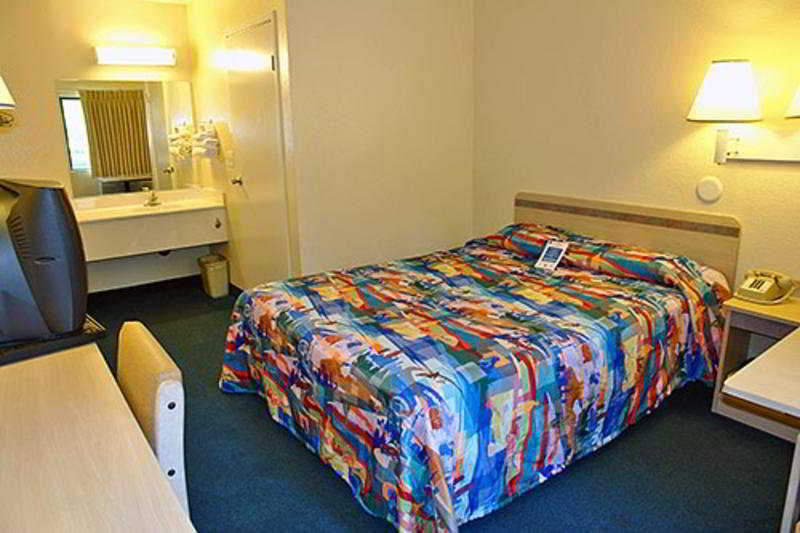 Motel 6 Ontario Airport מראה חיצוני תמונה