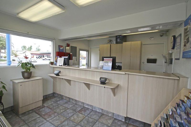 Motel 6 Ontario Airport מראה חיצוני תמונה