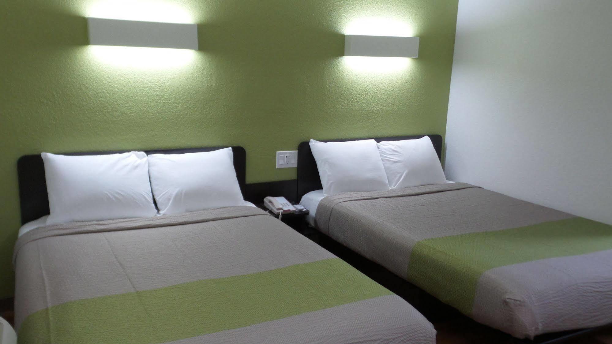 Motel 6 Ontario Airport מראה חיצוני תמונה
